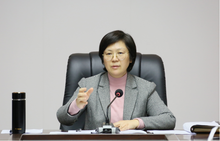 县领导林华,石政懿,田晓华,夏华,石径霞,谢科参加会议.