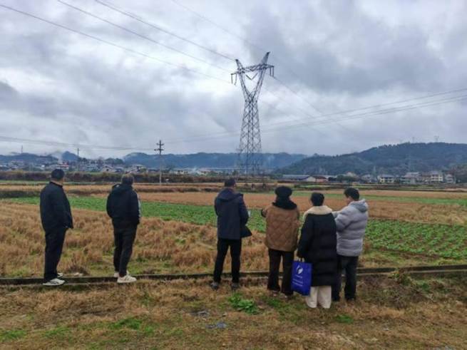 e64cfb7eee8888bc2afaf76bd952144f