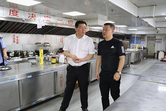 溆浦县向艳平副县长带队检查高考考点及周边食品,特种设备安全