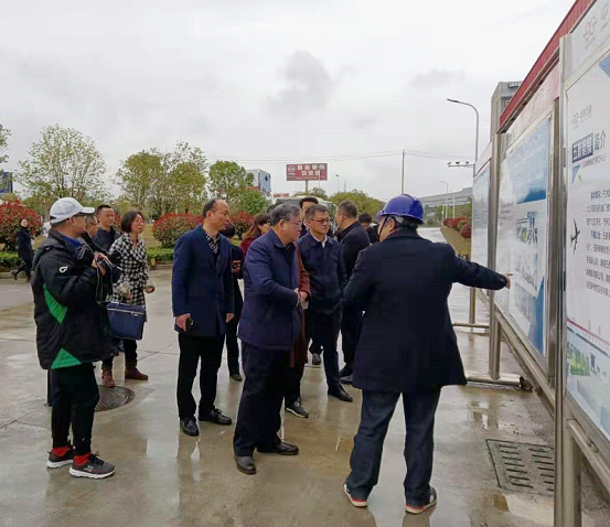 市市场监管局党组书记董伟参加调研,中方县人民政府县长张家铣,副县长