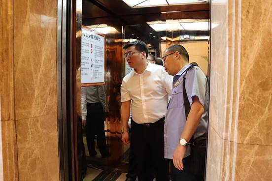 【护航高考】溆浦县向艳平副县长带队检查高考考点及周边食品,特种