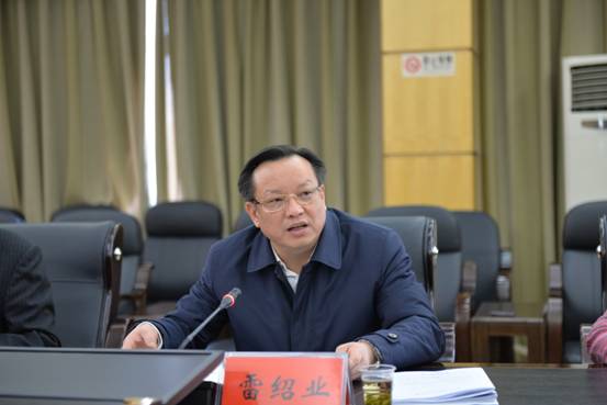 雷绍业专题调研水利工作