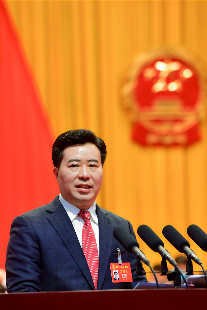 怀化市人民政府市长 黎春秋——2021年12月30日在怀化市第六届人民