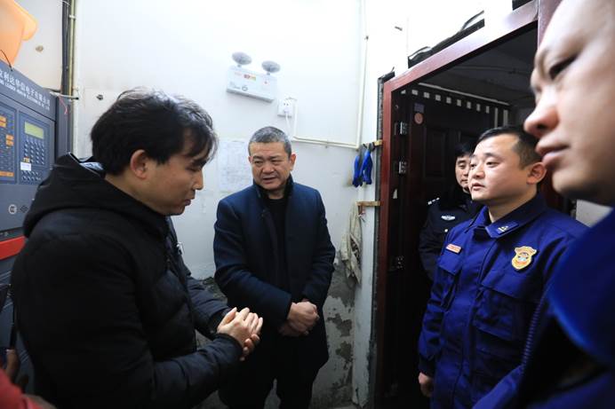 市应急管理局党组书记姚宇带队检查洪江市安全生产工作 - 怀化市人民