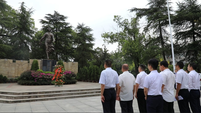 不忘初心牢记使命市民政局到向警予同志纪念馆接受革命传统教育