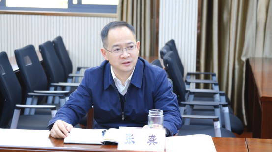 钟丽萍与洪江市市长张龚一行座谈