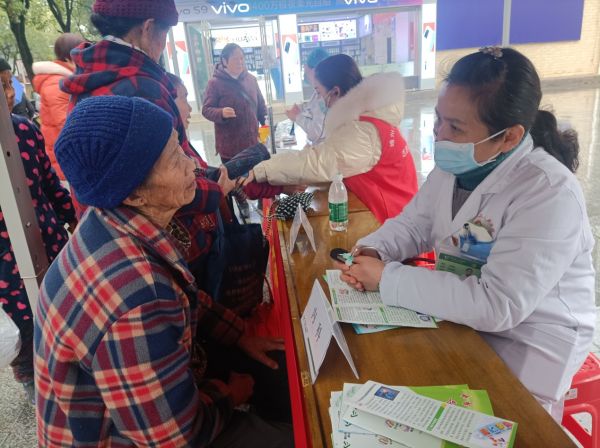 芷江医疗服务：织就健康生活网