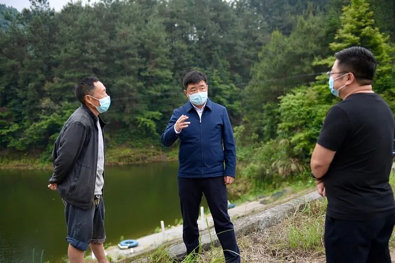 麻阳县督导水库防汛工作68