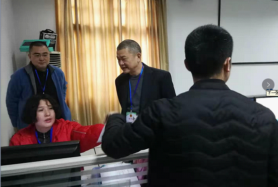 市应急管理局党组书记姚宇巡考湖南省安全生产资格考试怀化中心考点